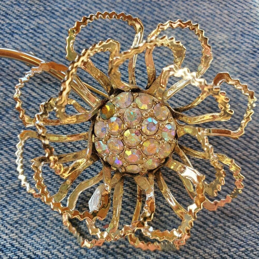 Sarah Coventry brilliant flower brooch - Picture 2 of 4